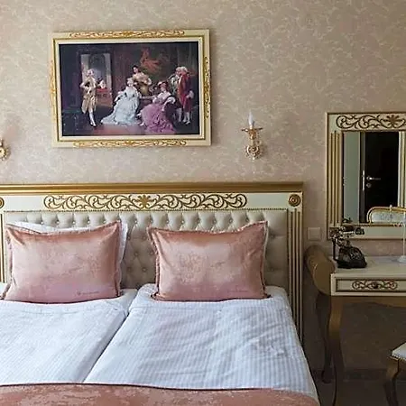 Diamond Hotel Kazanlŭk