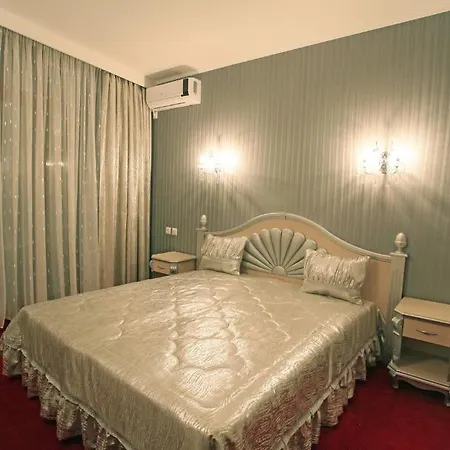 Diamond Hotel Kazanlŭk