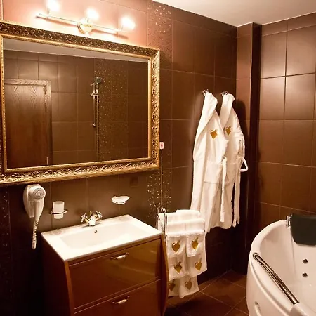 Diamond Hotel