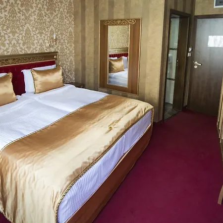 Hotel Diamond 3*